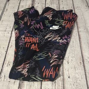Nike Multicolor Graphic Leggings